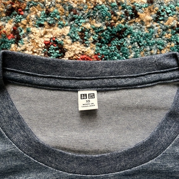 Uniqlo Crewneck Tee - Picture 2 of 3